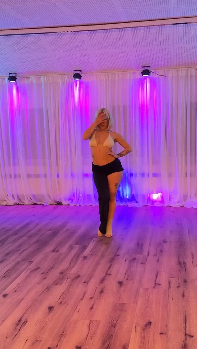 Instagram post from dance_lab_by_inna. This post is in position 11.