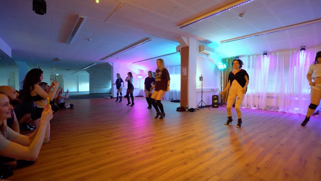 Instagram post from dance_lab_by_inna. This post is in position 9.