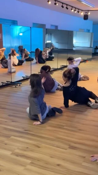 Instagram post from dance_lab_by_inna. This post is in position 8.