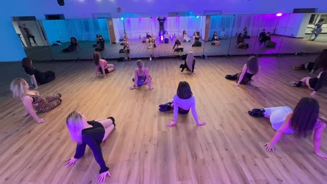 Instagram post from dance_lab_by_inna. This post is in position 7.