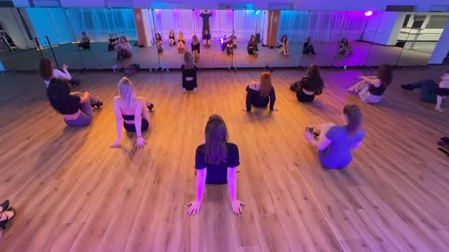Instagram post from dance_lab_by_inna. This post is in position 2.