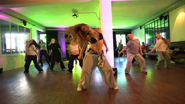 Instagram post from dance_lab_by_inna. This post is in position 3.