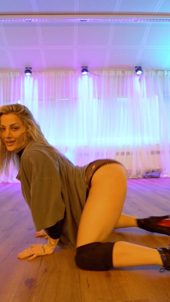 Instagram post from dance_lab_by_inna. This post is in position 4.